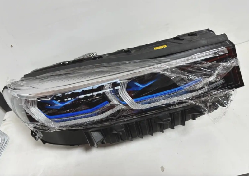 Передняя Фара от BMW G11 Laser